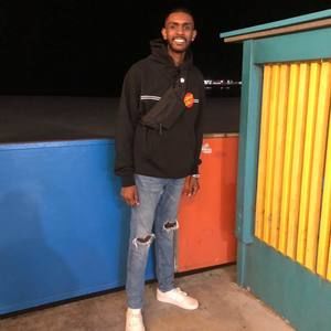 Meet your Posher, Neel